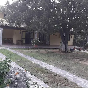 Agriturismo La Tuva , Padru Italia